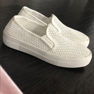 Steve madden white mesh slip on